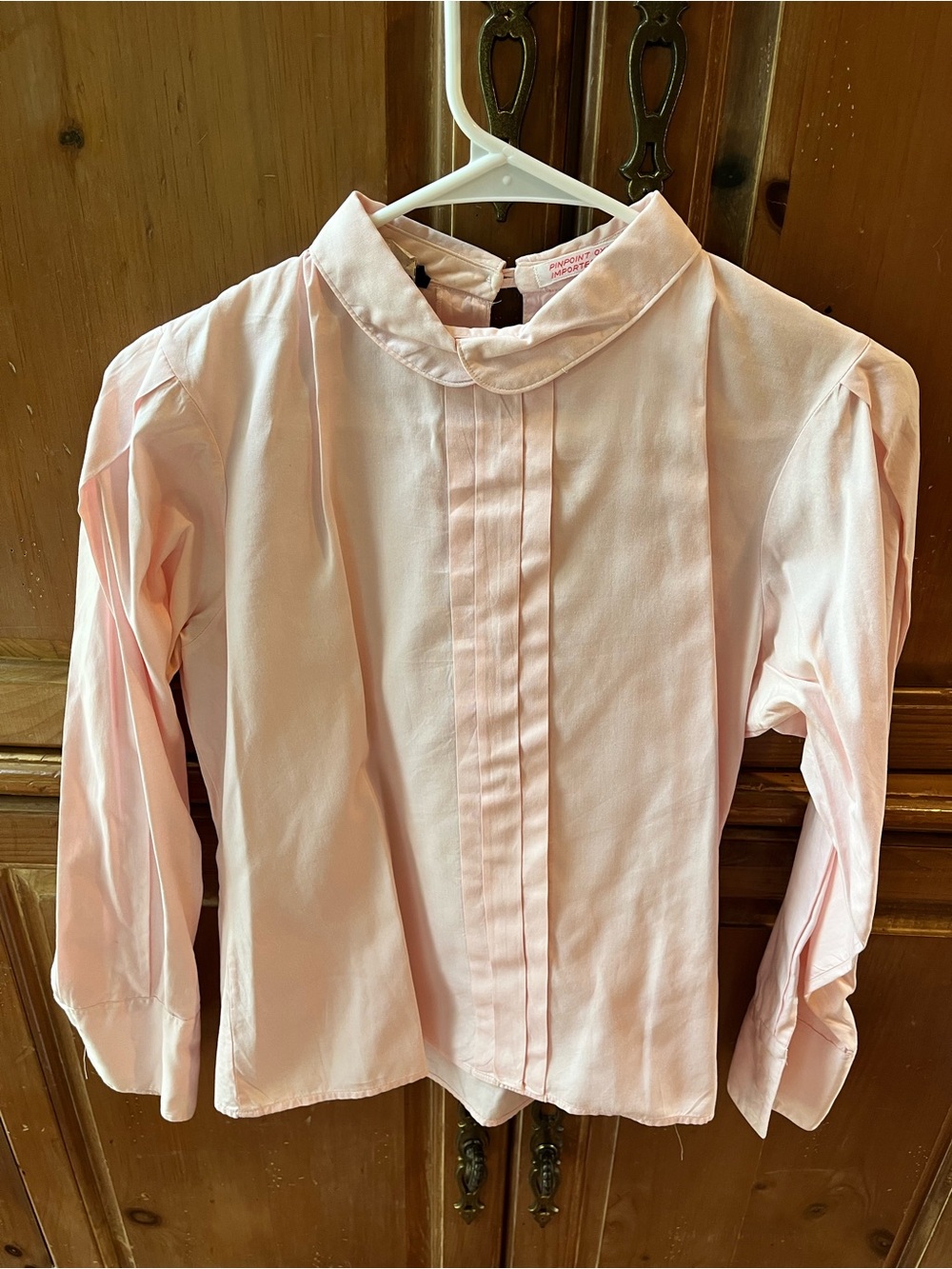 JAMES RIVER TRADERS. LIGHT PINK OXFORD CLOTH COTTON COLLARED DRESS SHIRT. SMALL